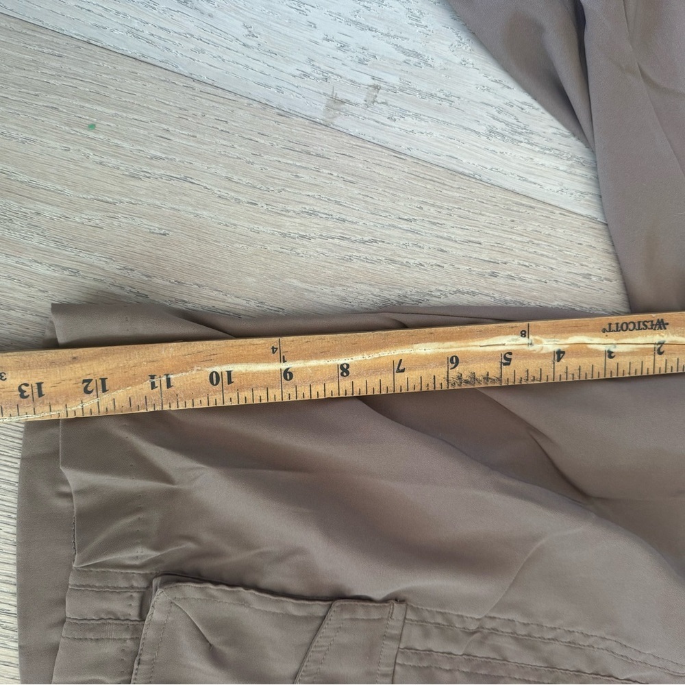 Jamie Sadock Womens Long Shorts Tan Size 6 - Picture 2 of 5